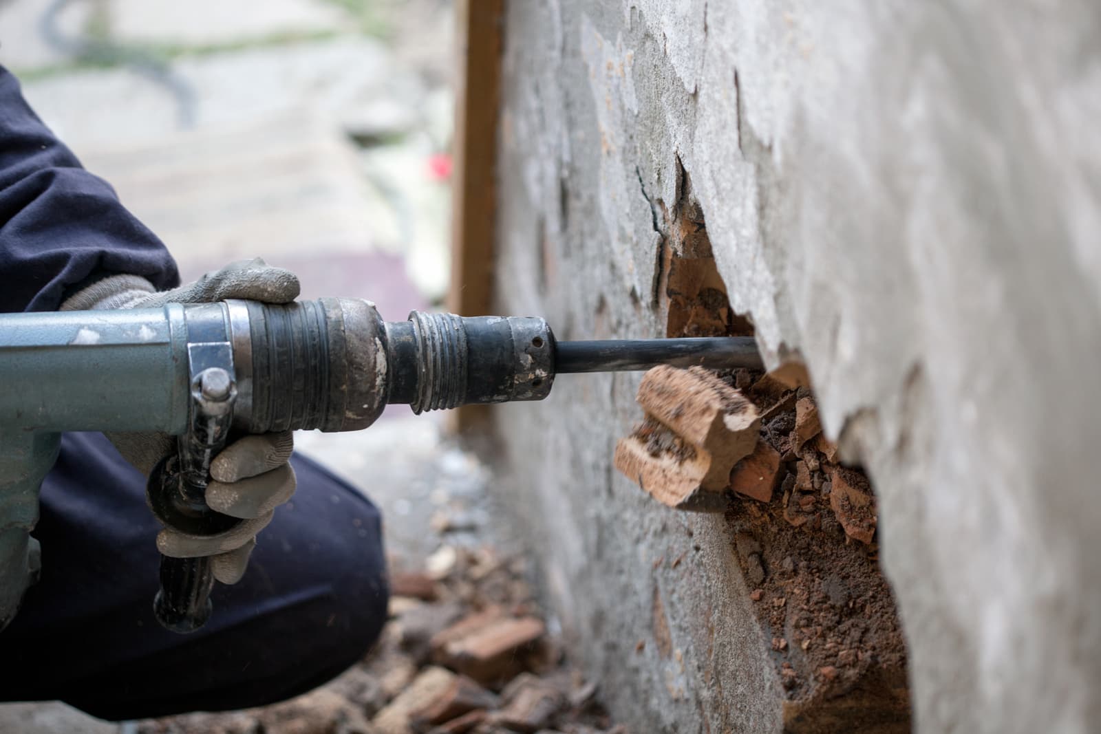 Trabajos de demoliciones